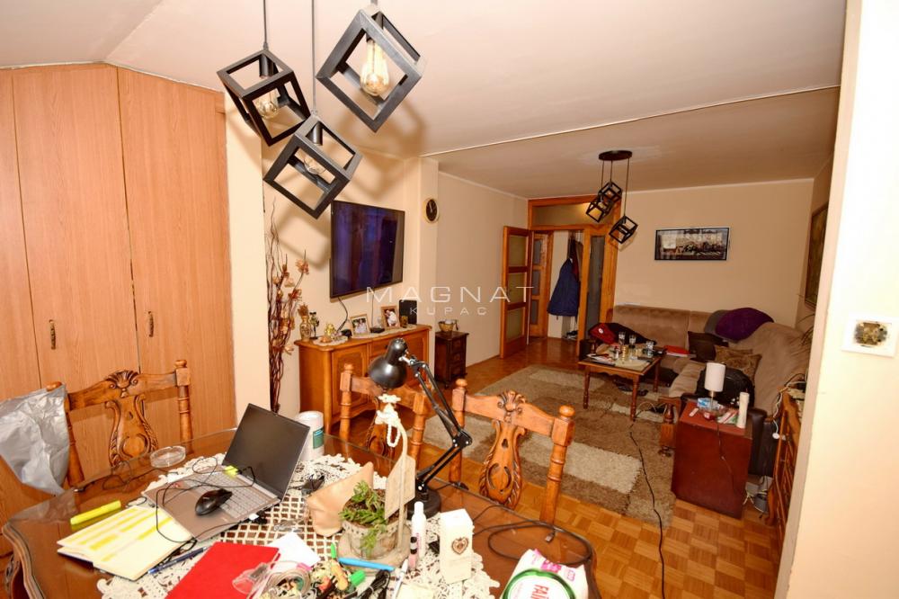 Slika 11 - Kedrova, Dvoiposoban stan na prodaju, 58m2, 198.000€