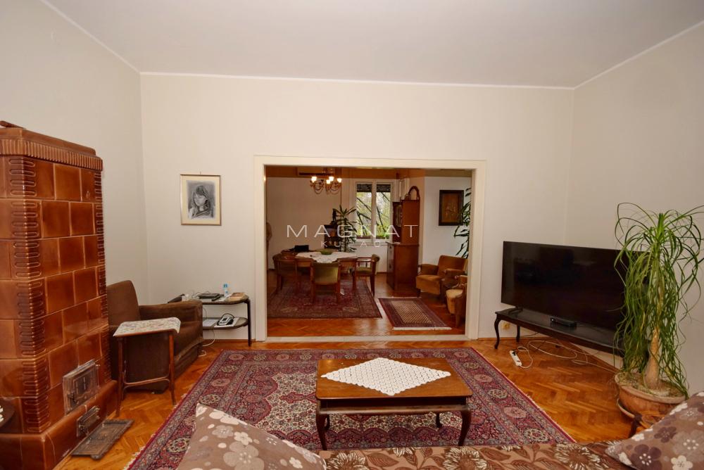 Slika 2 - Karađorđev Trg, Četvorosoban stan na prodaju, 130m2, 450.000€