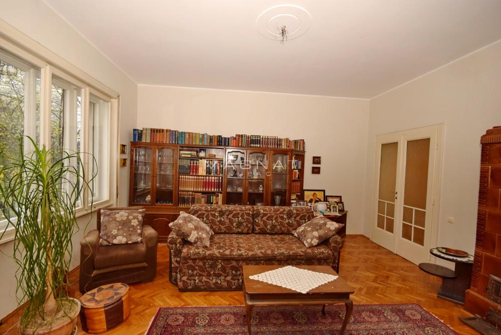Slika 7 - Karađorđev Trg, Četvorosoban stan na prodaju, 130m2, 450.000€