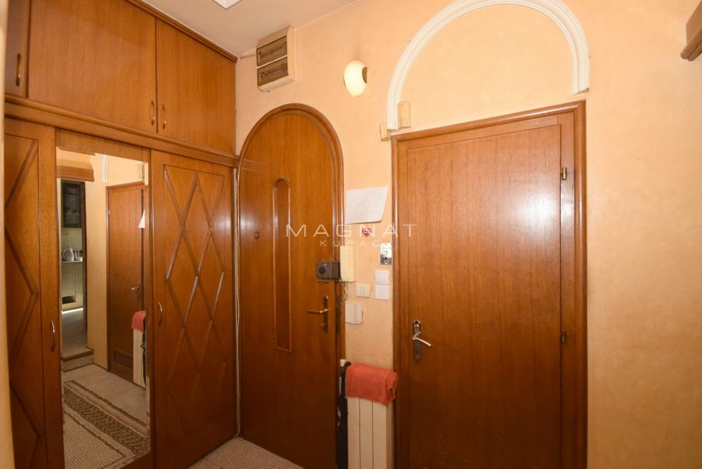 Slika 2 - Krunska, Trosoban stan na prodaju, 74m2, 385.000€
