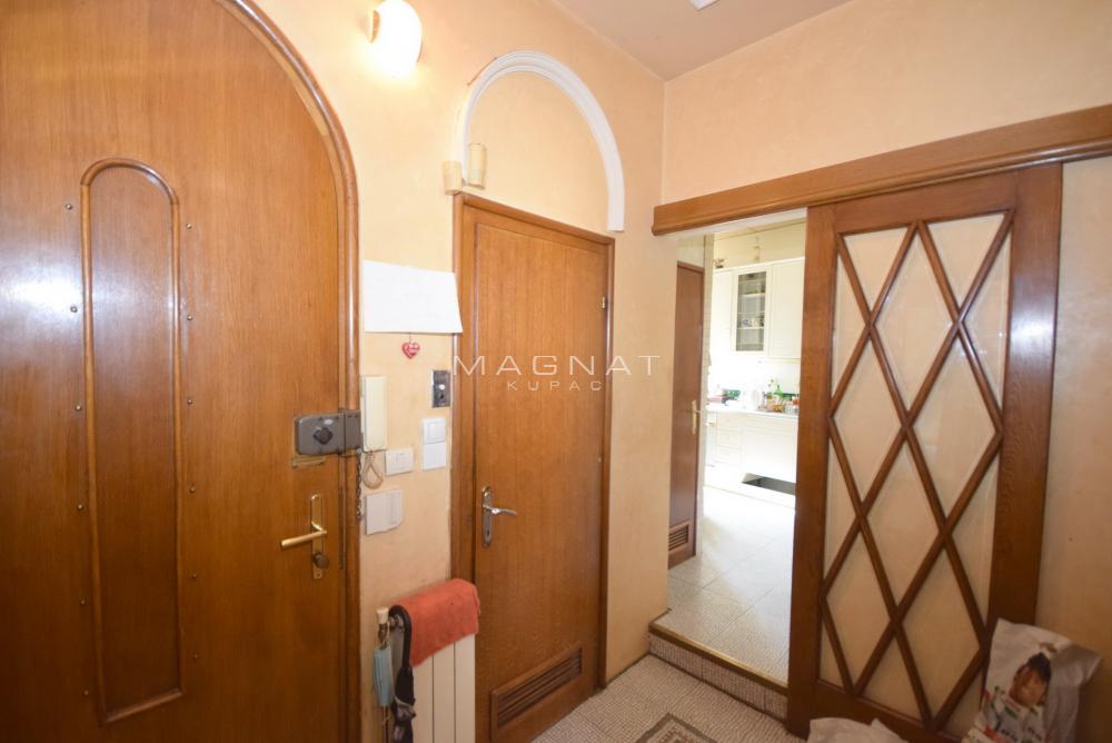 Slika 3 - Krunska, Trosoban stan na prodaju, 74m2, 385.000€