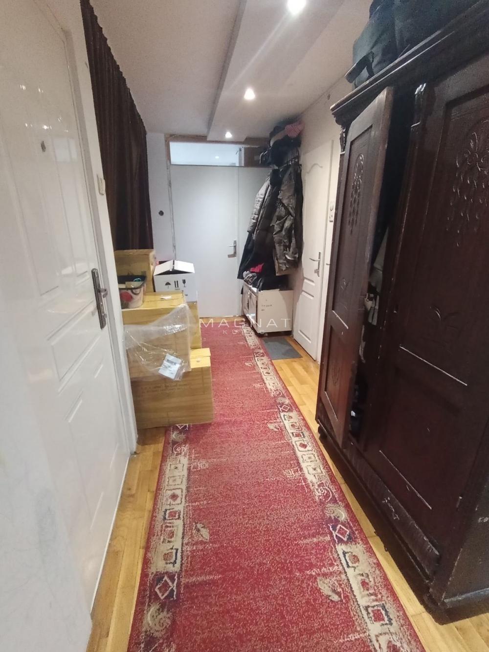 Slika 3 - Kadinjača, Petosoban stan na prodaju, 100m2, 325.000€