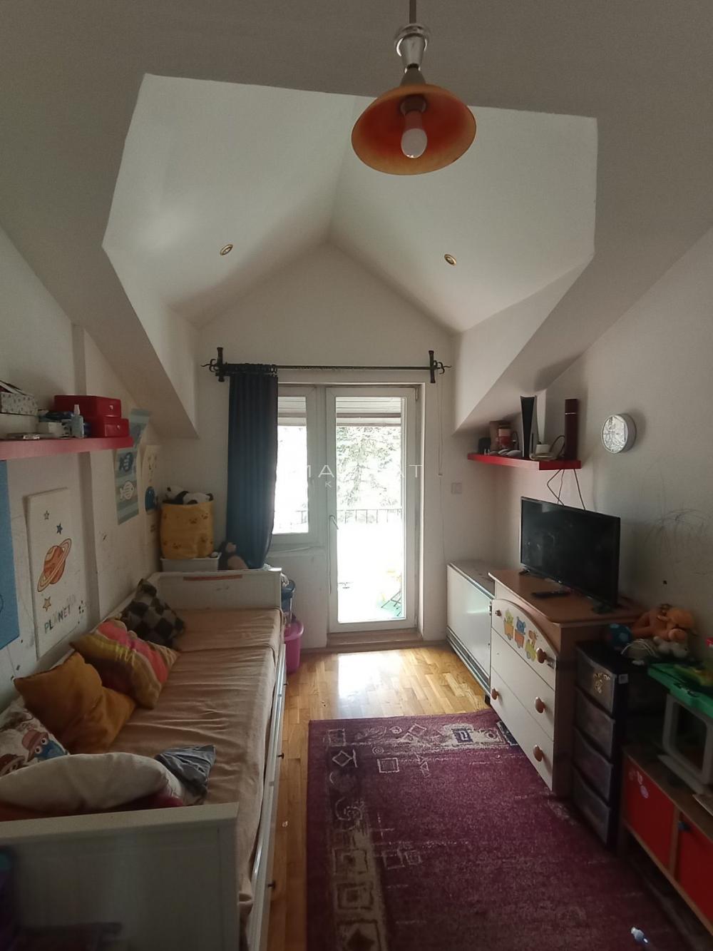 Slika 6 - Kadinjača, Petosoban stan na prodaju, 100m2, 325.000€