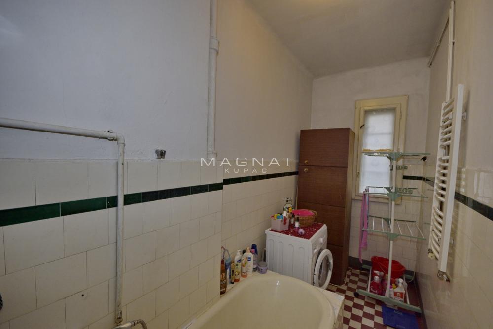 Slika 3 - Admirala Geprata, Trosoban stan na prodaju, 81m2, 320.000€
