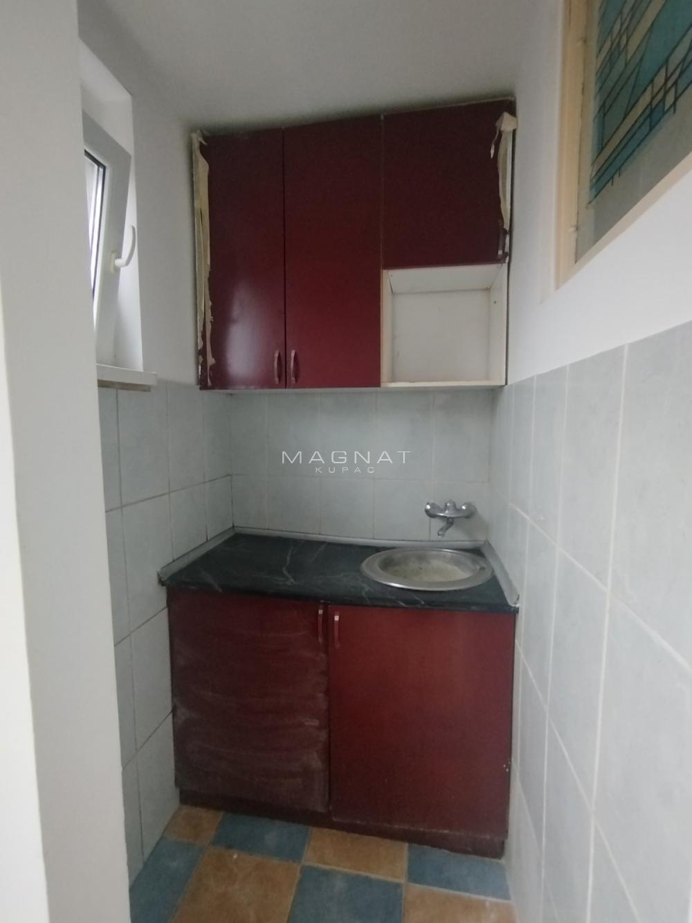 Slika 3 - Dejana Smiljkovića, Dvosoban stan na prodaju, 58m2, 65.000€
