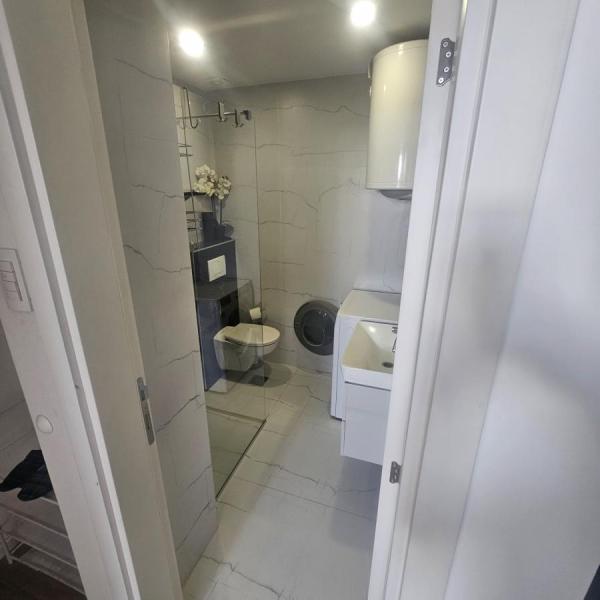 Slika 6 - Dvosoban stan za izdavanje, 41m2, 350€