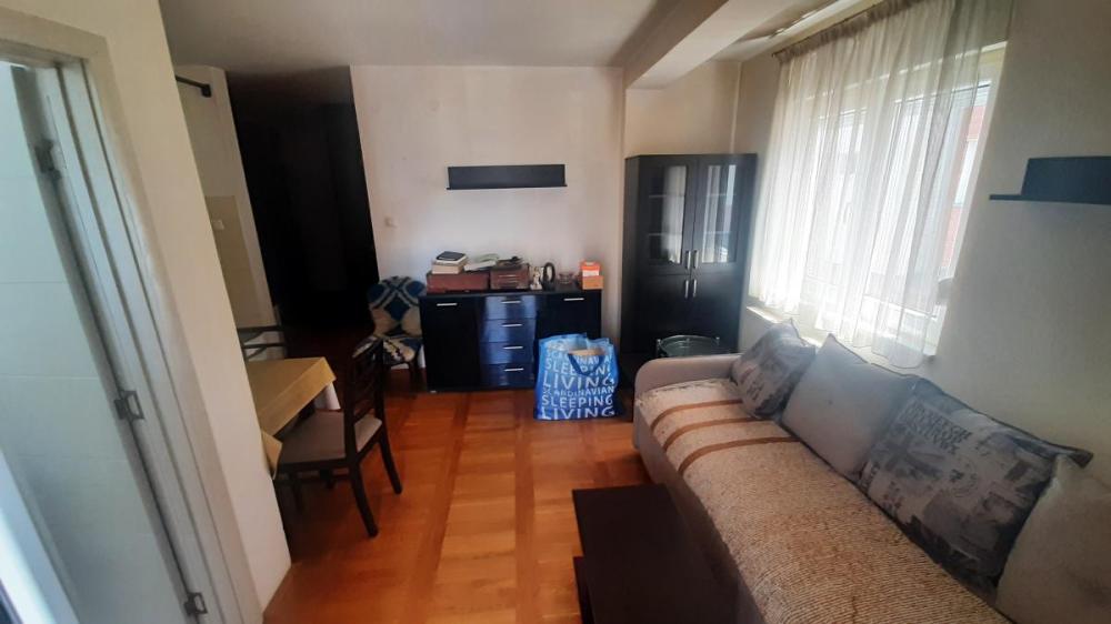 Slika 4 - Jednoiposoban stan za izdavanje, 37m2, 350€