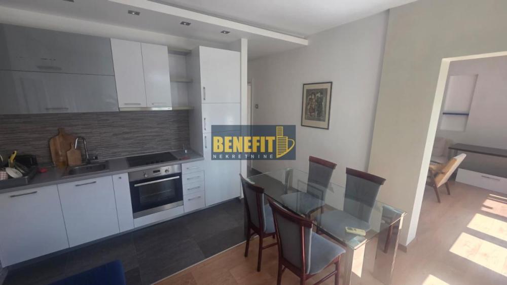 Slika 8 - Jednoiposoban stan na prodaju, 41m2, 176.000€
