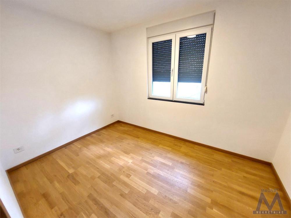 Slika 6 - Četvorosoban stan za izdavanje, 500€