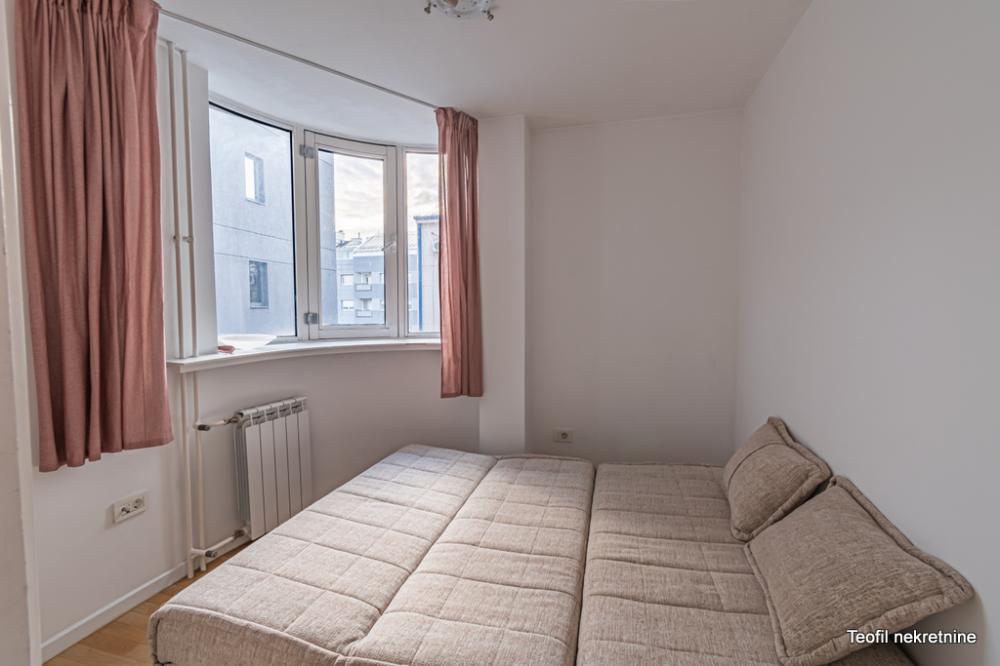 Slika 5 - Trnska, Četvorosoban stan za izdavanje, 107m2, 1.500€