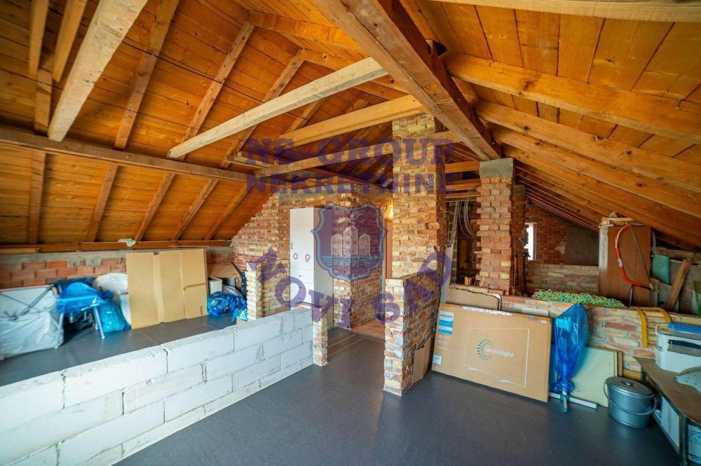 Slika 9 -  Kuća na prodaju, 280m2, 297.050€