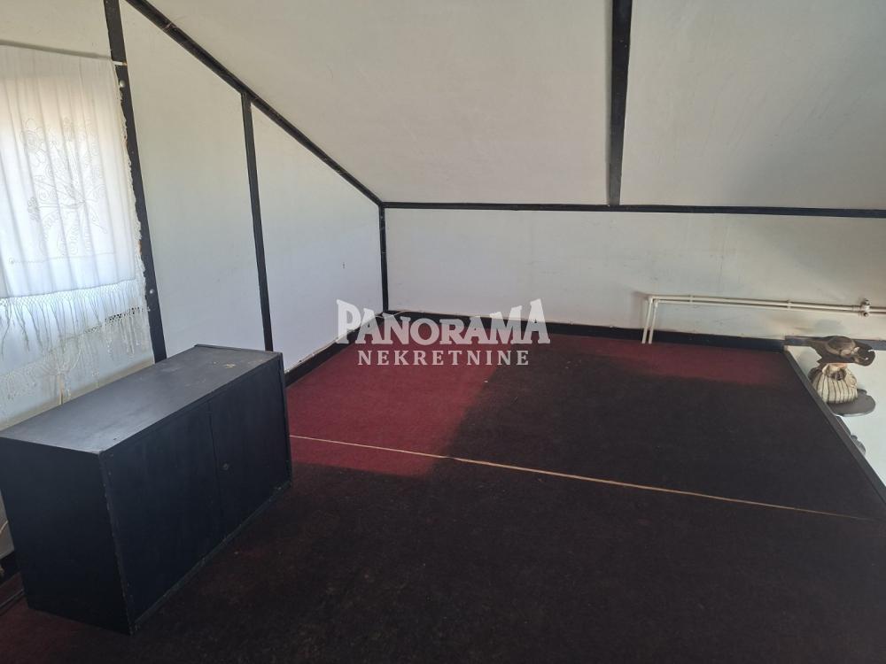 Slika 10 - Obrenovački drum,  Kuća na prodaju, 135m2, 65.000€