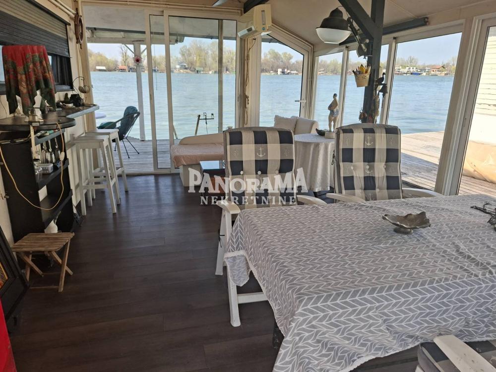 Slika 1 - Obrenovački drum,  Kuća na prodaju, 135m2, 65.000€