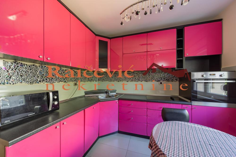 Slika 8 - Admirala Vukovica, Dvosoban stan za izdavanje, 60m2, 600€