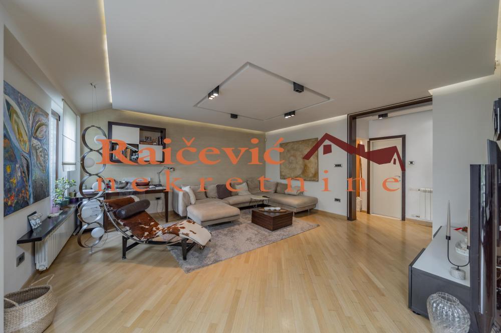 Slika 2 - Koste Racina, Četvorosoban stan na prodaju, 103m2, 470.000€