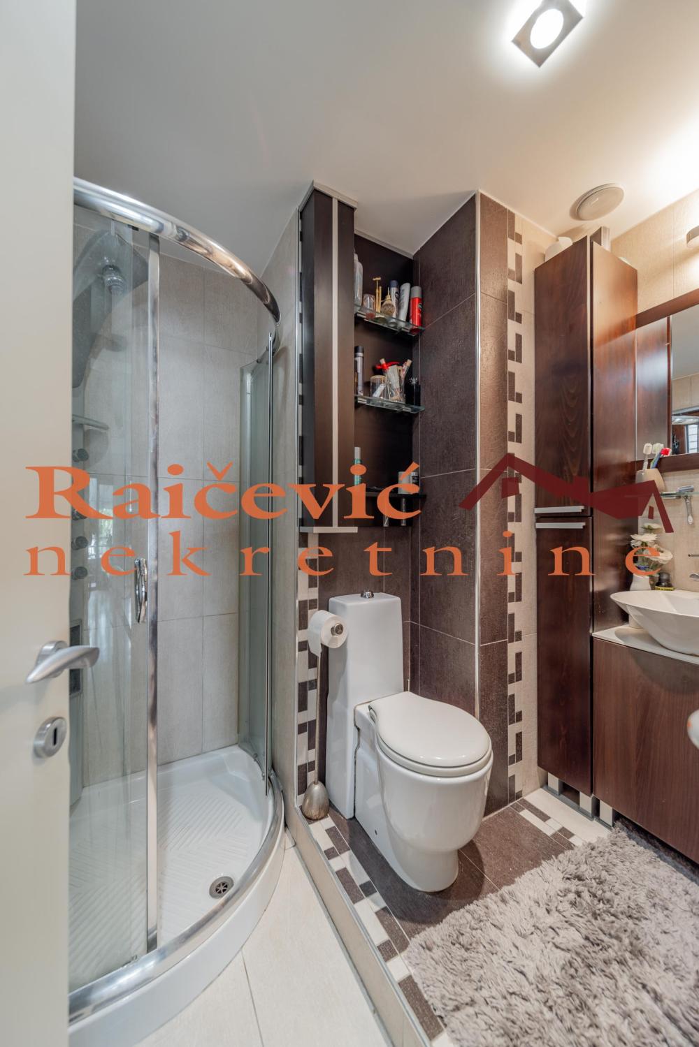 Slika 8 - Koste Racina, Četvorosoban stan na prodaju, 103m2, 470.000€