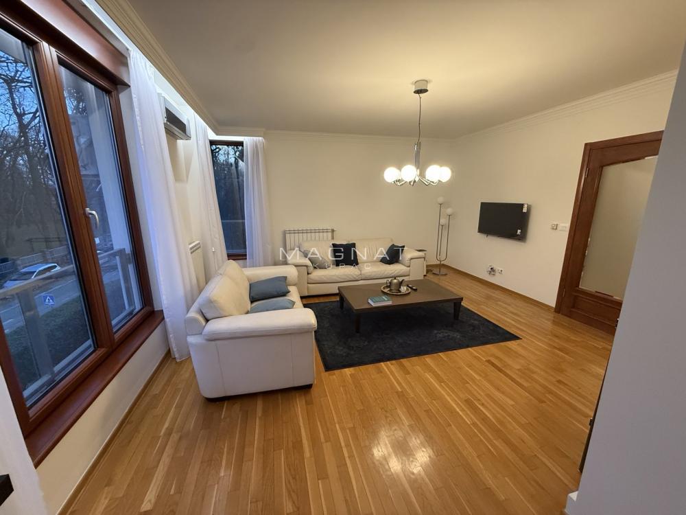 Slika 1 - Veljka Lukića-Kurjaka, Trosoban stan za izdavanje, 85m2, 1.500€