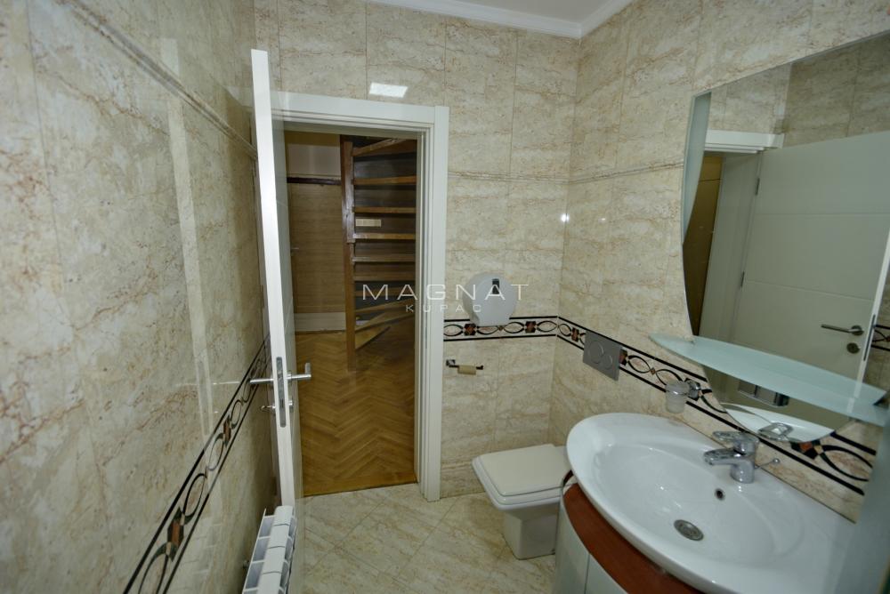 Slika 8 - Kuća za izdavanje, 140m2, 2.500€