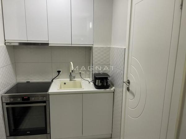 Slika 4 - Simićeva, Troiposoban stan za izdavanje, 85m2, 1.600€