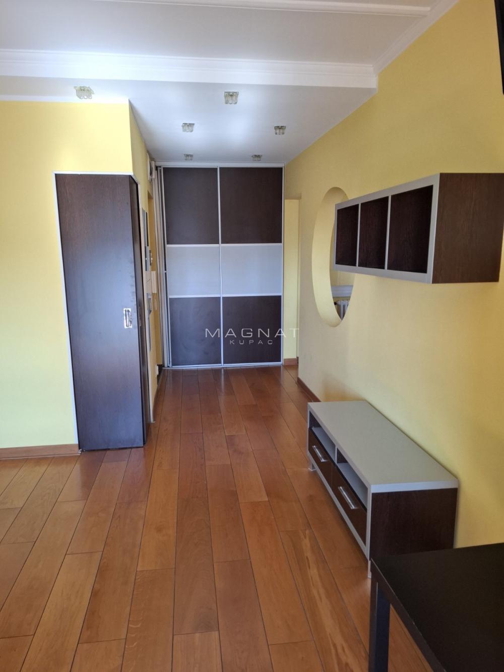 Slika 3 - Ljubinke Bobić, Jednoiposoban stan na prodaju, 62m2, 212.000€