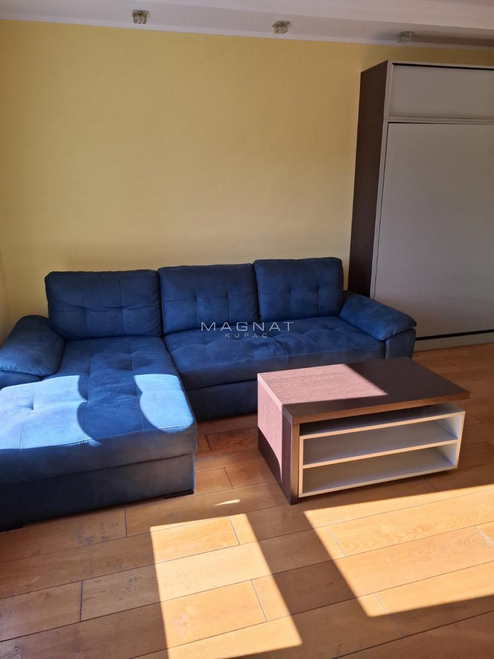 Glavna slika -Ljubinke Bobić, Jednoiposoban stan na prodaju, 62m2, 212.000€