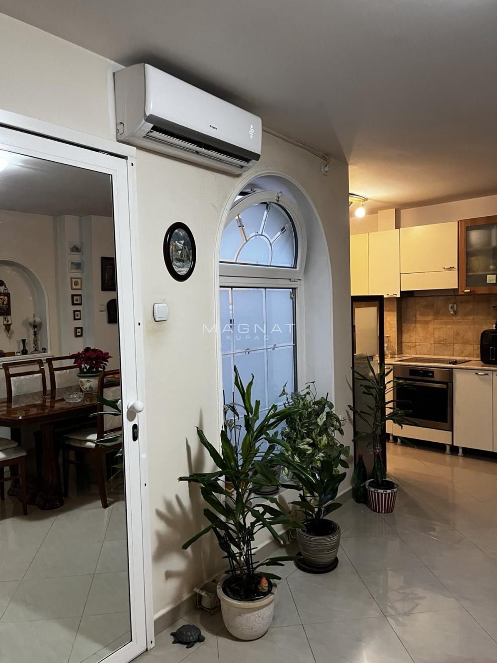 Slika 2 - Makedonska, Petosoban stan na prodaju, 116m2, 450.000€