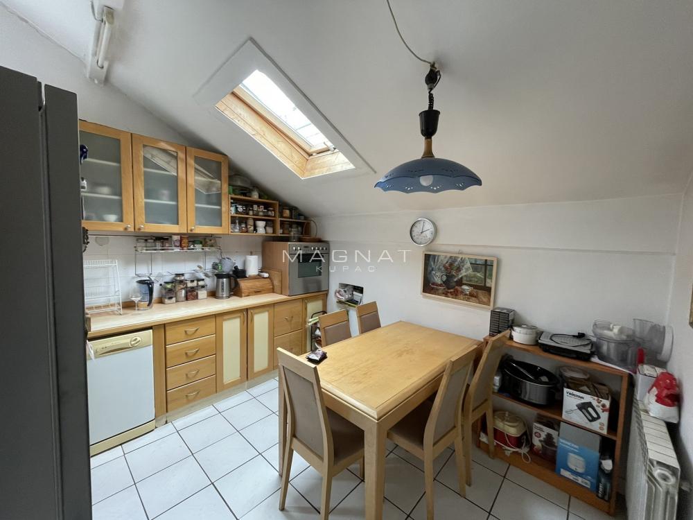 Slika 9 - Kralja Petra,  Kuća na prodaju, 157m2, 1.800.000€