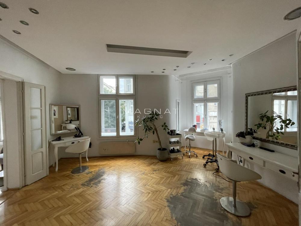 Slika 1 - Kralja Petra,  Kuća na prodaju, 157m2, 1.800.000€