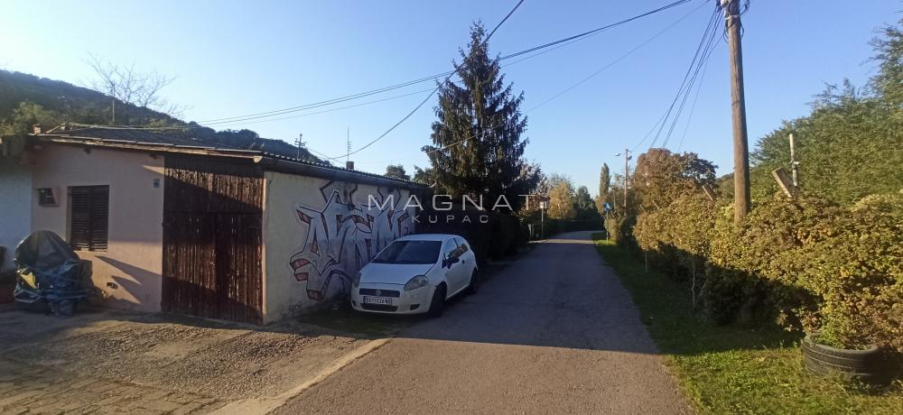 Slika 2 - Bulevar Patrijarha Pavla, Kuća na prodaju, 74m2, 142.000€