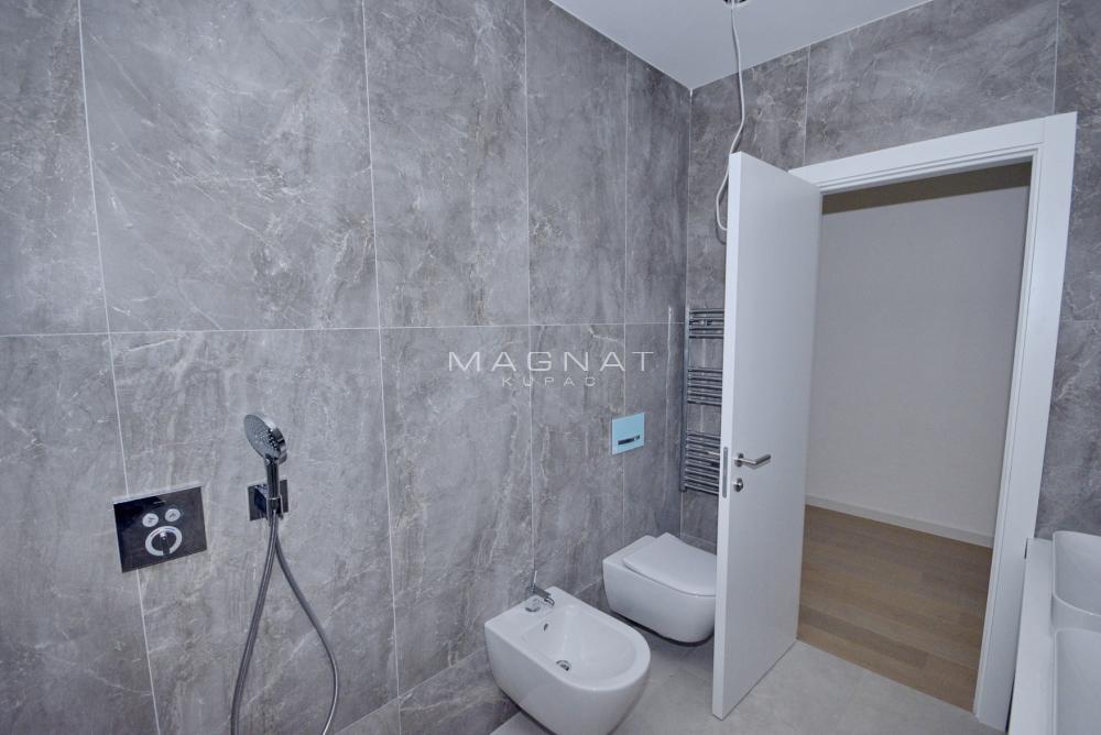 Slika 10 - Gospodar Jovanova, Četvorosoban stan na prodaju, 153m2, 1.141.000€