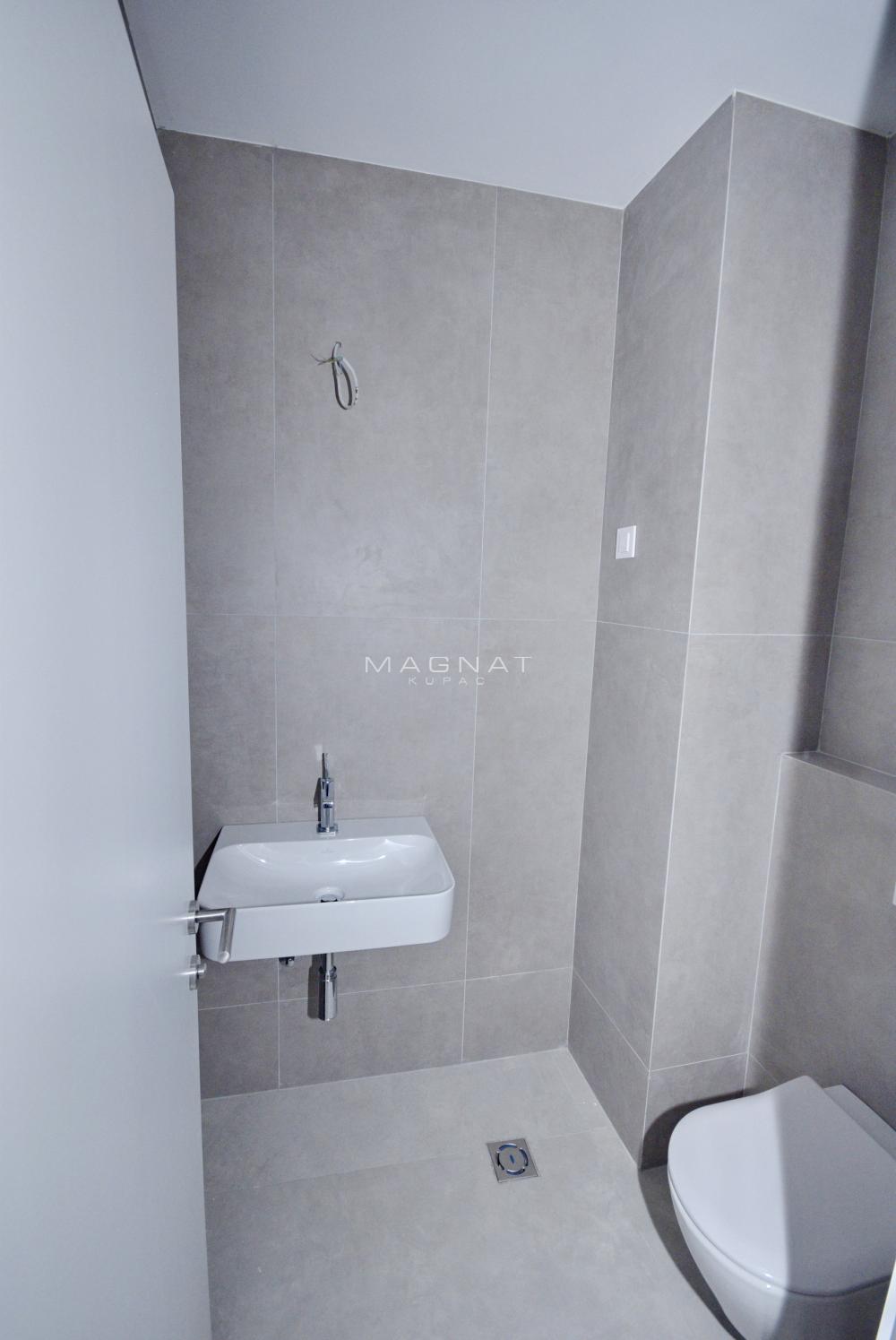 Slika 11 - Gospodar Jovanova, Četvorosoban stan na prodaju, 153m2, 1.141.000€