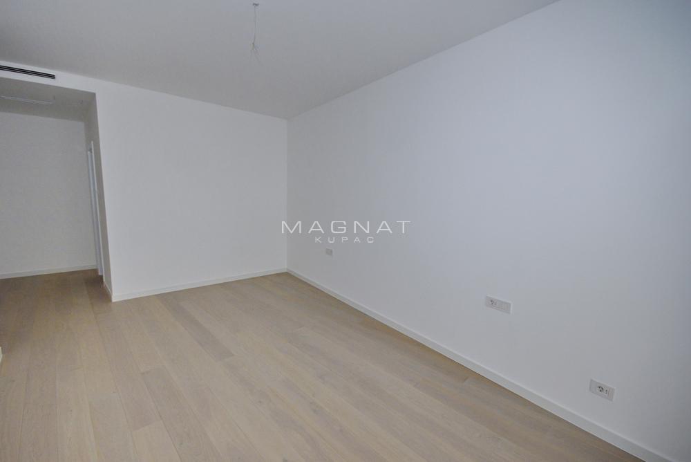 Slika 8 - Gospodar Jovanova, Četvorosoban stan na prodaju, 153m2, 1.141.000€