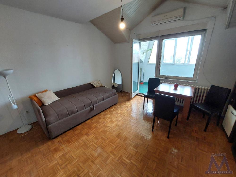 Slika 1 - Trosoban stan za izdavanje, 400€