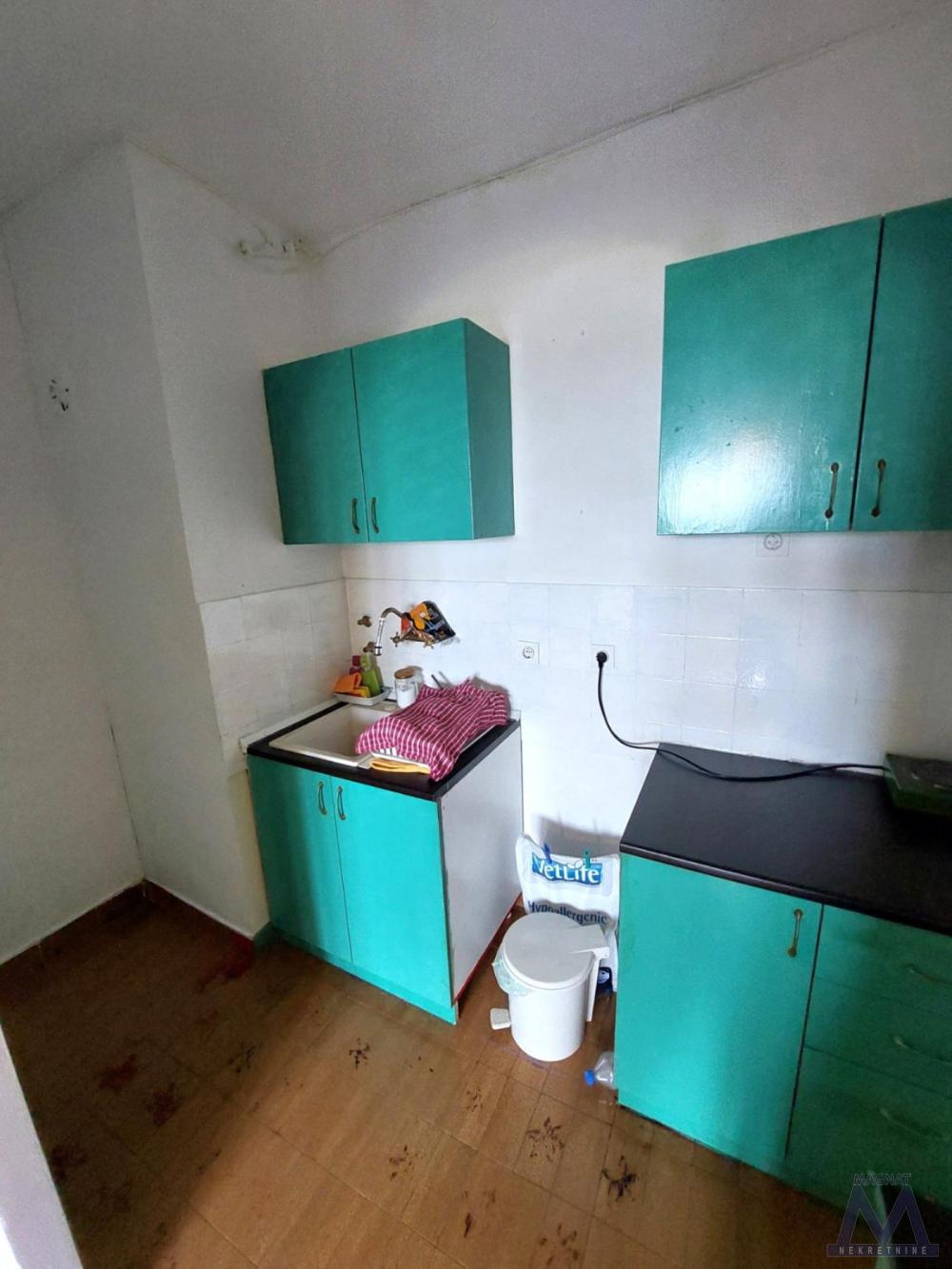 Slika 2 - Trosoban stan za izdavanje, 400€