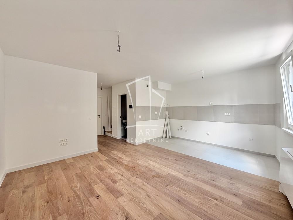 Slika 4 - Čegarska, Četvorosoban stan na prodaju, 99m2, 317.214€