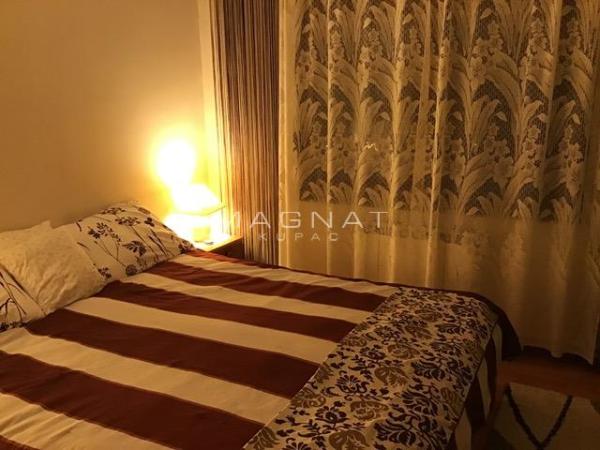 Slika 10 - Maršala Tita,  Kuća na prodaju, 200m2, 200.000€