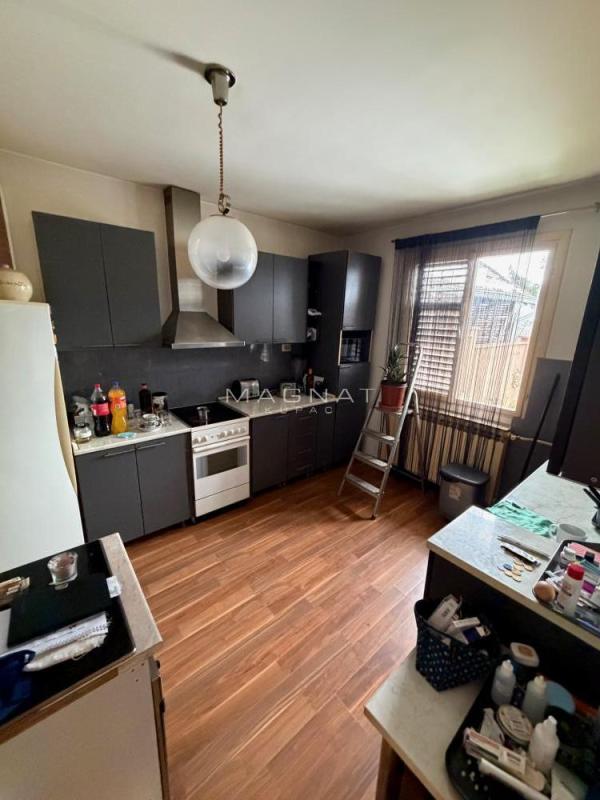 Slika 11 - Erčanska,  Kuća na prodaju, 250m2, 219.000€
