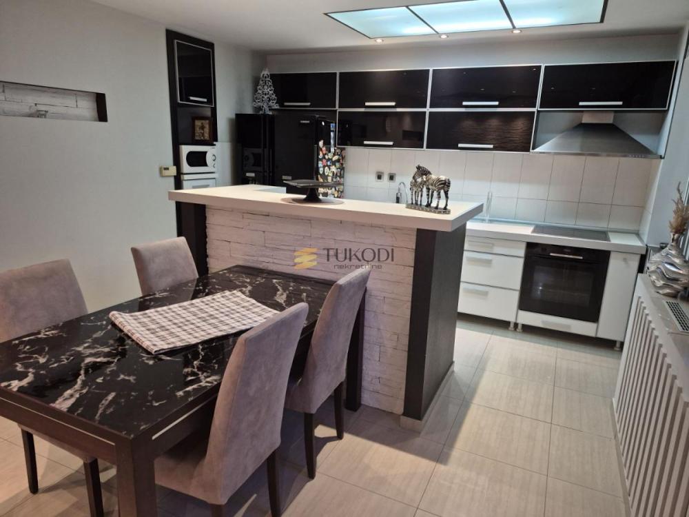 Slika 6 -  Kuća za izdavanje, 130m2, 900€