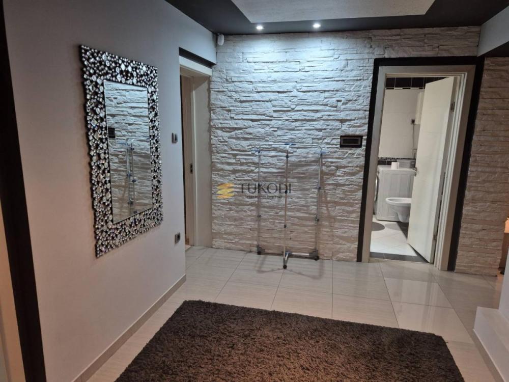 Slika 7 -  Kuća za izdavanje, 130m2, 900€
