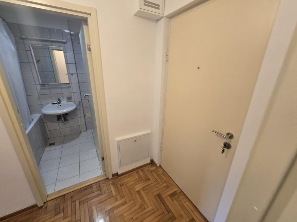 Slika 6 - Generala Štefanika, Jednosoban stan za izdavanje, 38m2, 380€