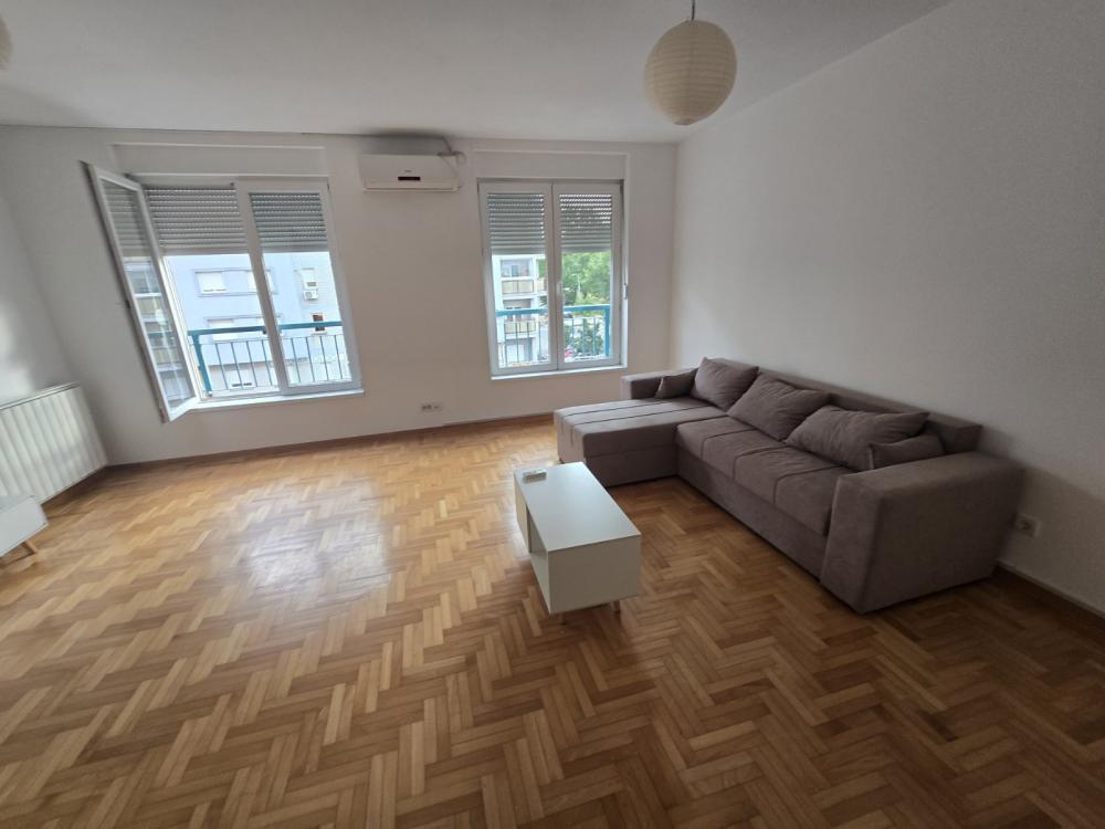 Glavna slika -Generala Štefanika, Jednosoban stan za izdavanje, 38m2, 380€