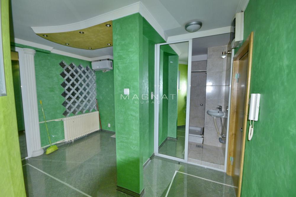 Slika 10 - Dvoiposoban stan na prodaju, 60m2, 210.000€
