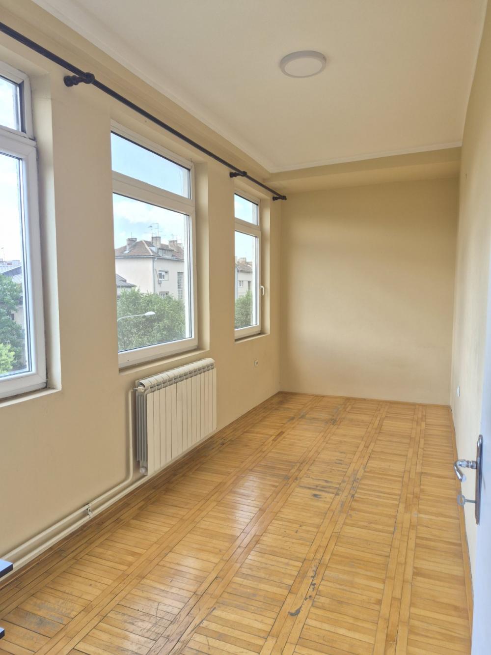 Slika 3 - Zdravka Čelara, Dvoiposoban stan za izdavanje, 60m2, 650€
