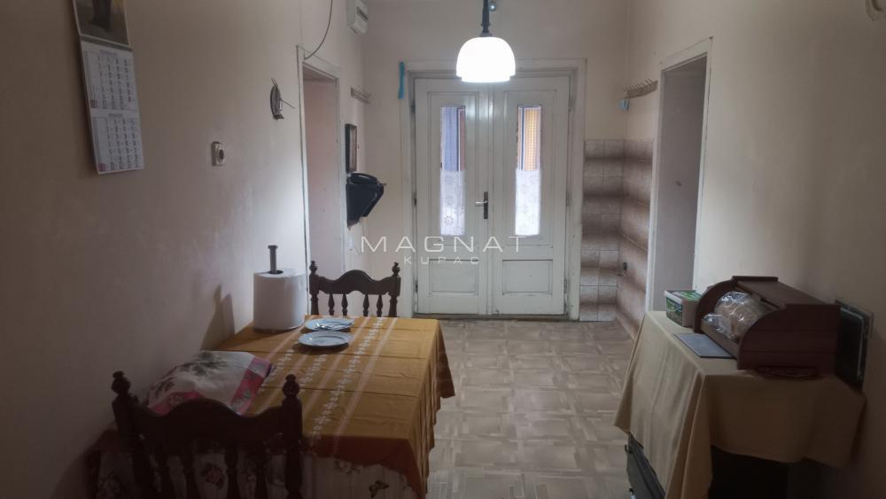 Slika 1 -  Kuća na prodaju, 73m2, 190.000€