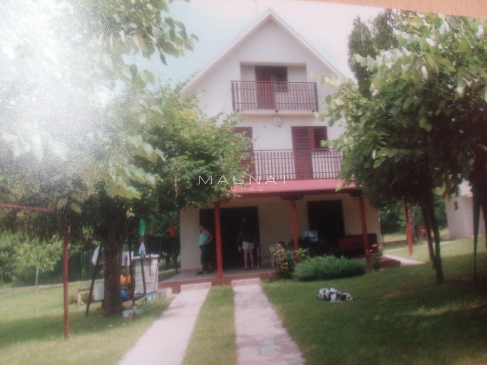 Slika 7 - Pionirska,  Kuća na prodaju, 190m2, 275.000€