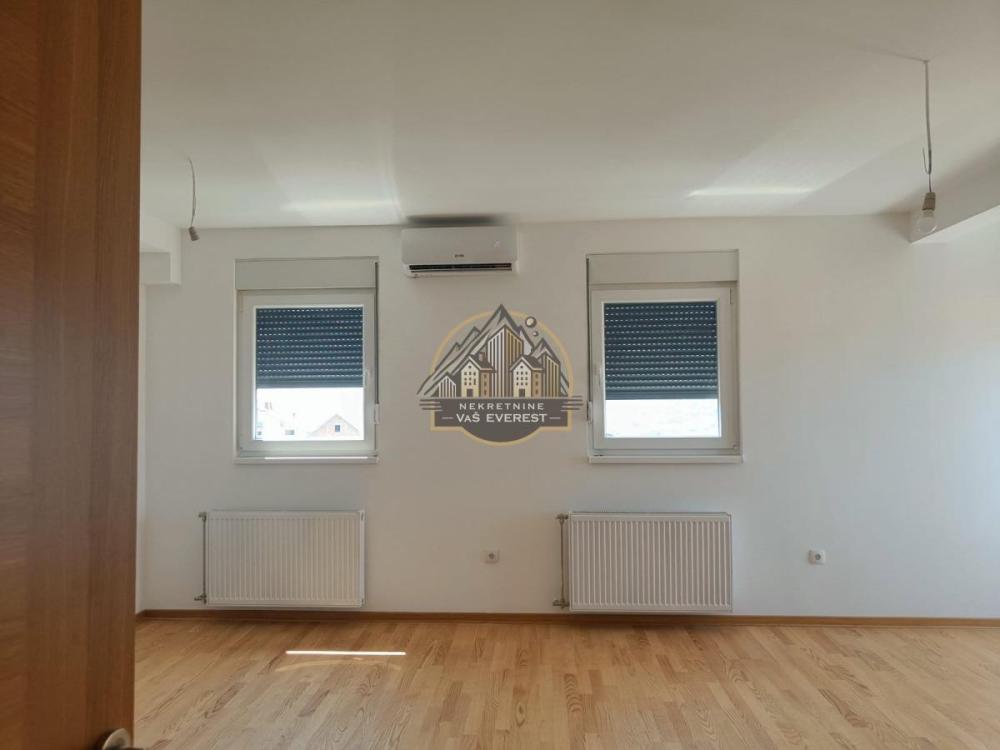 Slika 1 - Dvosoban stan za izdavanje, 54m2, 350€