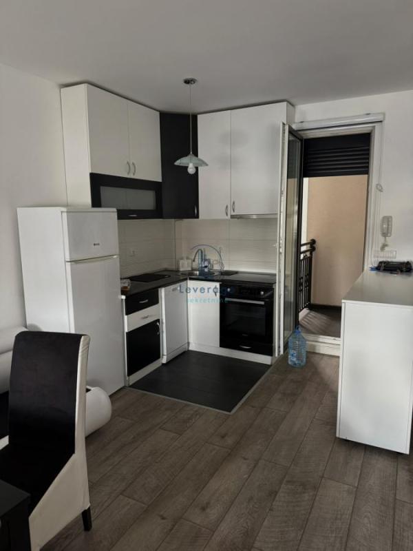Slika 2 - Živka Davidovića, Dvoiposoban stan za izdavanje, 60m2, 800€