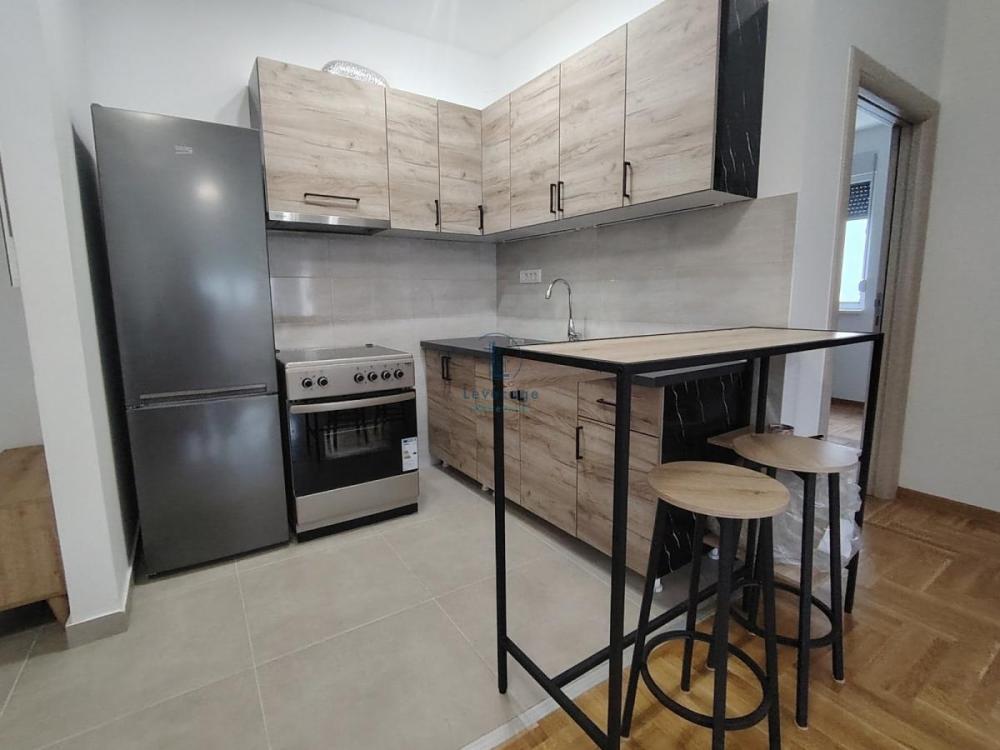 Slika 4 - Cara Dušana, Dvoiposoban stan za izdavanje, 60m2, 750€
