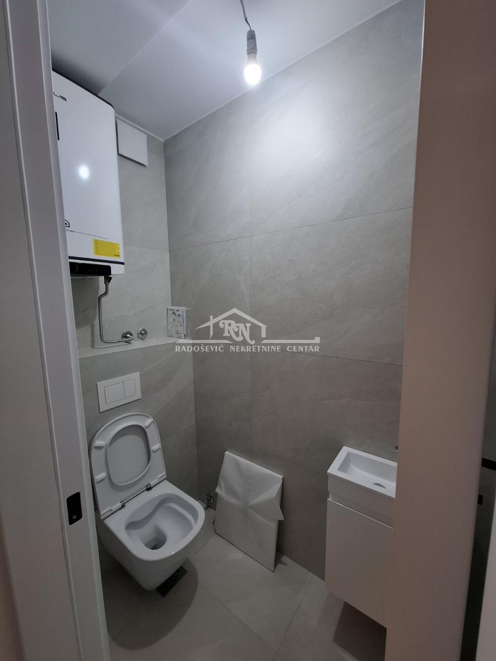 Slika 9 - Dravska, Trosoban stan na prodaju, 78m2, 344.000€