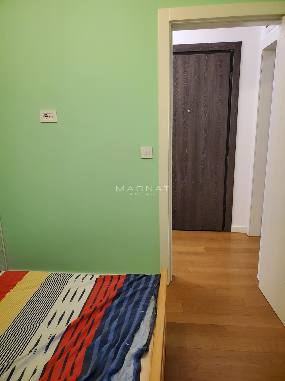 Slika 3 - Vojvode Dobrnjca, Dvosoban stan na prodaju, 40m2, 249.990€
